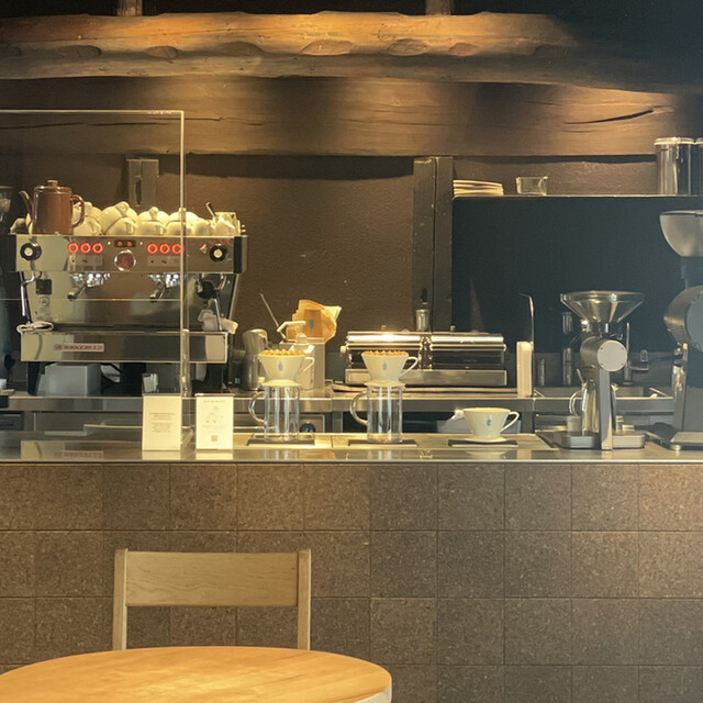 Blue Bottle Coffee Kyoto Rokkaku Cafe photo 4