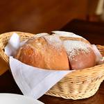 ビストロ ヴァンルージュ - 