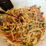 ラーメン二郎 - 赤酢投入～♪