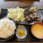 丸鶏本舗 つた屋 - ひな鳥炭火焼き　ご飯大盛り