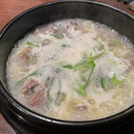韓国家庭料理 焼肉 明洞 - テールラーメン