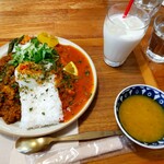 アオヤギ食堂 - あいがけカレー