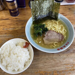 ラーメン六角家 - 