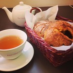 Boulangerie Pour Vous - パンと紅茶