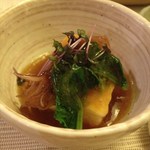 木古里 - 芋をふんだんに混ぜ込んだ豆腐と蛍烏賊のポン酢ジュレ和え。これが付き出しか！？と疑う完成度です。