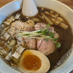 麺屋 日出次 - サバ節中華そば