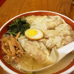 広州市場 - 二重盛り雲呑麺