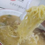 みさと食堂 - 麺リフト