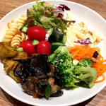 イタリア食堂 フロマージョ - サラダ