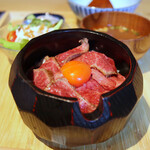 北新地 焼肉 菊地 - 黒毛和牛赤身たたき 肉まぶし(1,480円)