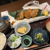 高級ブランド干物 『銀座伴助』 銀座本店 - 