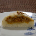 チャオズ カマクラ - スパイシーキーマ饅断面アップ