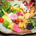 魚の家 - 変わり生野菜の盛合せ1,050円