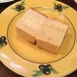 アンティカ オステリア バーチョ - ﾌｫｶｯﾁｬ：これがまたしっとりと美味しい(*ﾟ▽ﾟﾉﾉﾞ☆