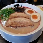 北井てっぺい - 濃厚とんこつてっぺいラーメン