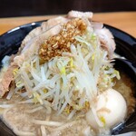 183749678 - 【2022.9.6(火)】特製中一ラーメン(並盛・200g・全部普通)1,100円