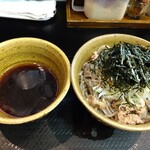 なぜ蕎麦にラー油を入れるのか。 秋葉原店 - 