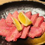 牛わか - 厚切りタン塩