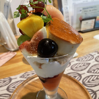 夜パフェ&カフェ ウノ_1