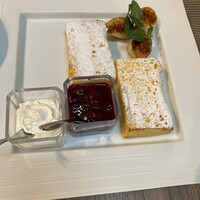 ポム・ダダン - 