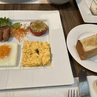 ポム・ダダン - 