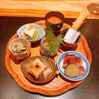 炭火割烹 白坂 - 