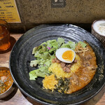 SPICY CURRY 魯珈 - 