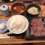 佰食屋 - 