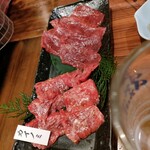 Kuroge Wagyuu Yakiniku Ushikuro - 