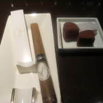 バー カヴァロ - シガーの最高峰「ダビドフ」