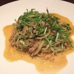 bb - トマトベースの鶏と水菜のパスタ