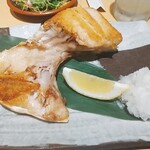 九州黒太鼓 - ★★★★カブトの塩焼き 1500円 身もたっぷりあって美味しい！