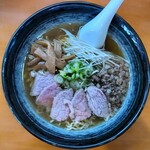 能登牛骨めん 匠八屋 - 