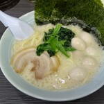 横浜家系ラーメン 魂心家 - 塩ラーメン+うずらの卵(まくり使用)　７５０円
