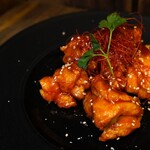 Korean yangnyeom chicken