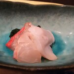 うみからそらへ - お刺身は 生タコ  タイ  カンパチ