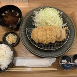 とんかつ ぶたしょう - 上ロース膳