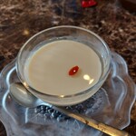 天府之國 - 杏仁豆腐、めっちゃ杏仁(^∇^)