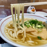 うどん・どんぶり つるつる - 予想通りのうどんです。