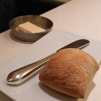 ラ・ベカス - パンも美味しい