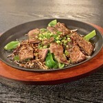 小さな居酒屋 濵 - 牛肩ステーキ