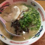 まるうまラーメンぷらっと博多No.1 - 白旨ラーメン