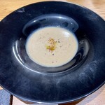 kitchen俊貴 - ポルチーニのスープ