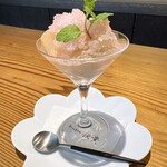 kitchen俊貴 - 桃のデザート