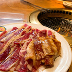 焼肉屋マルキ市場 - 