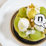 nino - 【2022.09】シャインマスカットとピスタチオのタルト(税込842円)