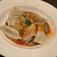 中国料理 吉珍樓 ルーセントタワー店 - ピリ辛胡麻だれの水餃子