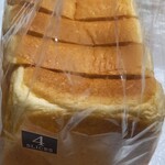 ブーランジェリー マニフィック - 湯種食パン　１斤