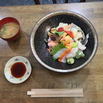まめ猫 - 海鮮丼