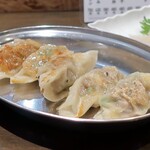 スタンドBゆきちゃん2 - 万里を超えたアジアン焼餃子